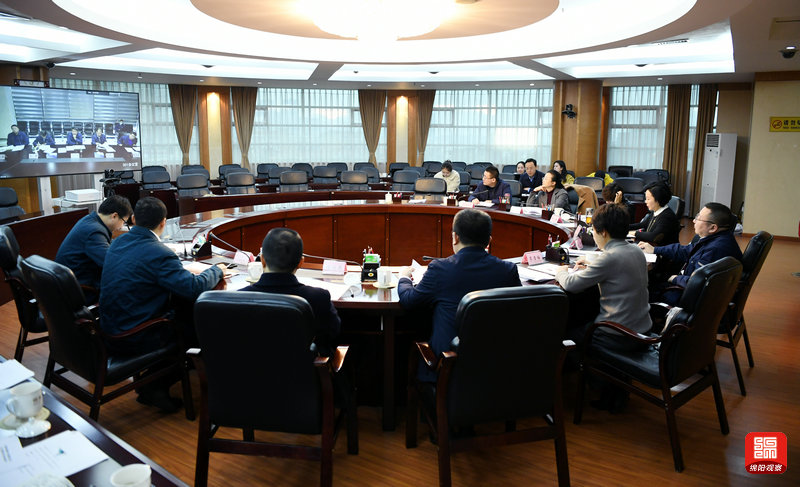 2021年1月6日，元方主持召開中國重汽綿陽生產基地擴能上量第三次聯席會議  張莉 攝.jpg